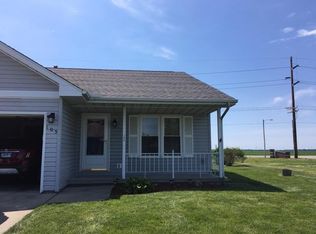 105 Arbor Ln, Mattoon, IL 61938