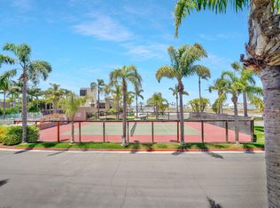 16092 Fame Cir, Huntington Beach, CA 92649