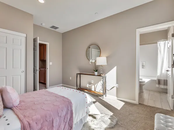 2973 Valley Of Hearts Delight Pl Unit 4, San Jose, CA 95136