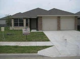 5712 Sapphire Pool Trl, Fort Worth, TX 76244