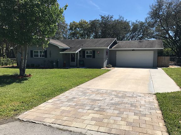 2nd image of 2311 Palmetto Dr
