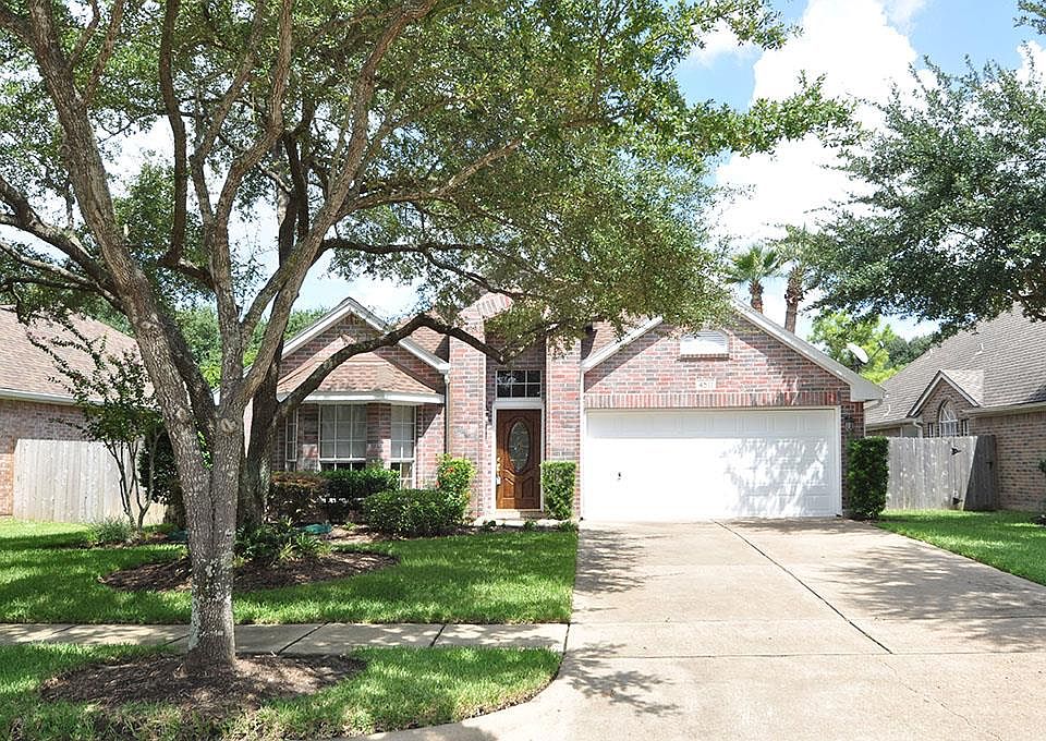 1st image of 4811 Silverlake Dr