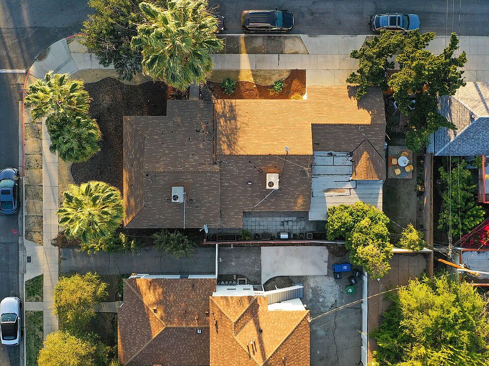 5444 Camellia Ave, North Hollywood, CA 91601 | MLS #25607381 | Zillow