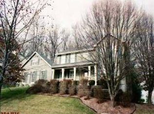 1909 Prospector Ridge Dr, Ballwin, MO 63011