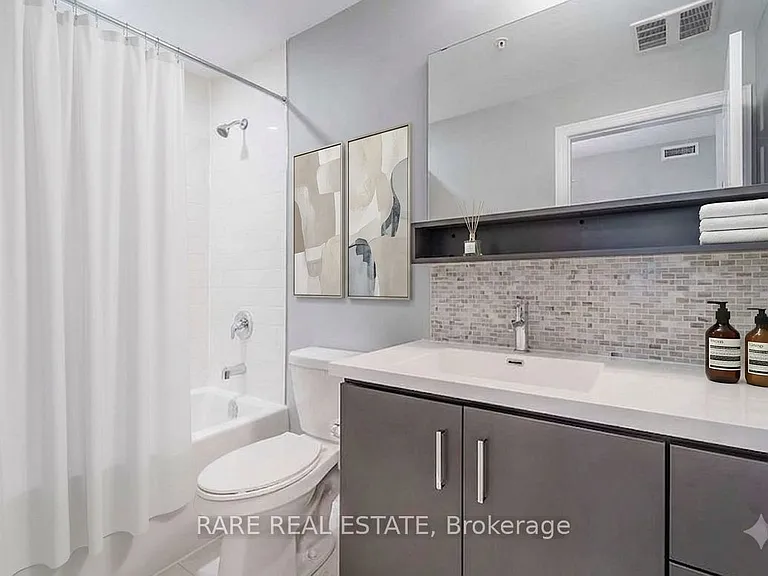 40 Esplanade Ln #315 — Photo 6