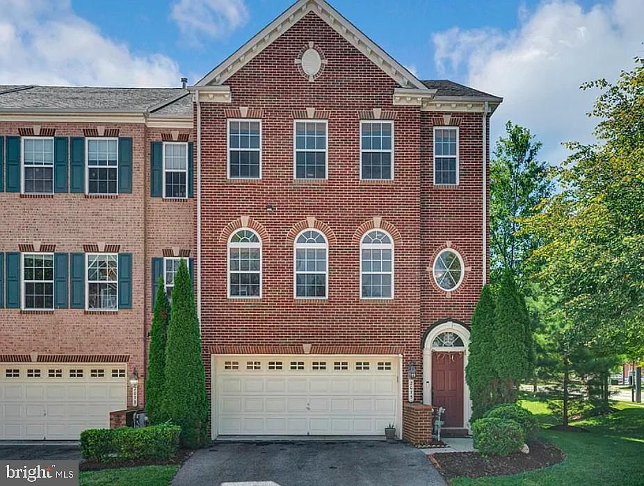 1st image of 2075 Crescent Moon Ct #1