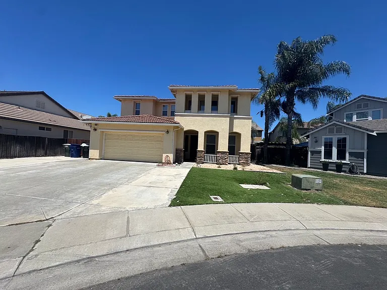 2405 Scolinos Ct — Photo 1