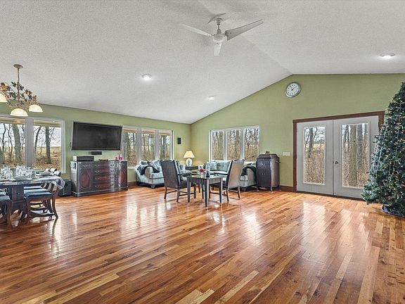 5th image of 11660 Farm School Rd