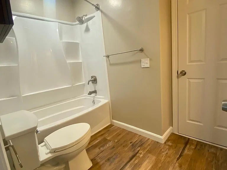 11 Devon Commons Ln — Photo 33