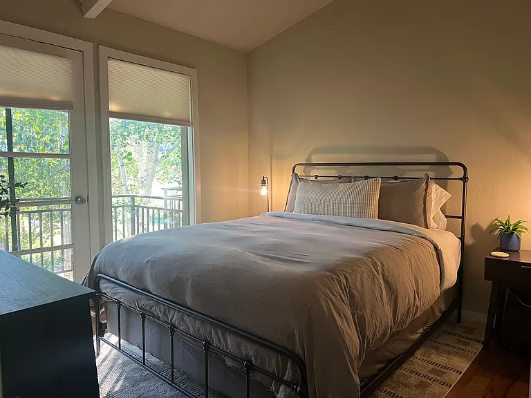 upstairs bedroom with en suite