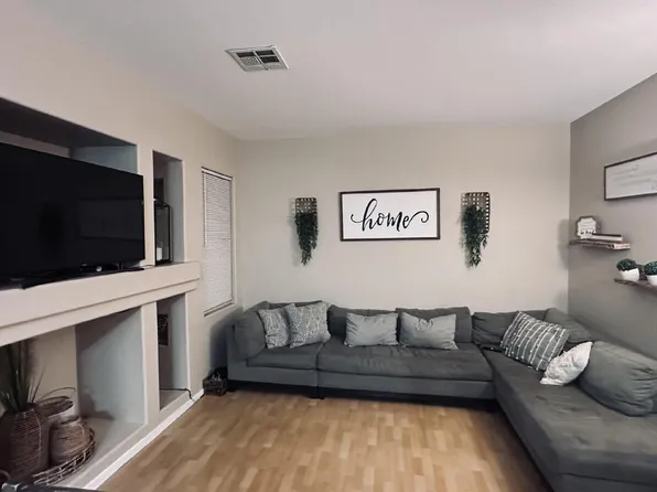7720 Respect Ave, Las Vegas, NV 89131