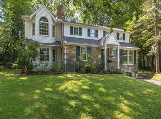 525 Waln Rd, Glenside, PA 19038