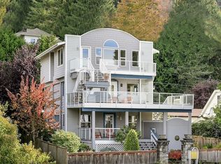 4022 59th Pl SW, Seattle, WA 98116