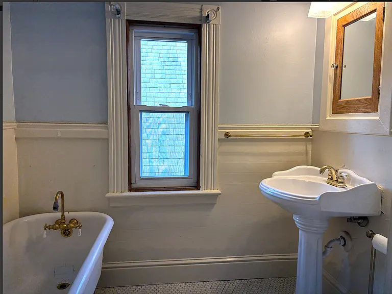 589 Breckenridge St #2 — Photo 8
