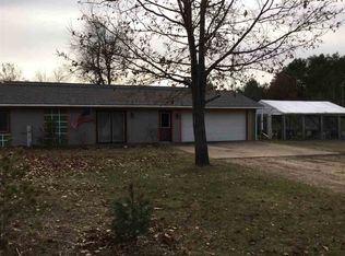 W6675 Porters Lake Rd, Wautoma, WI 54982