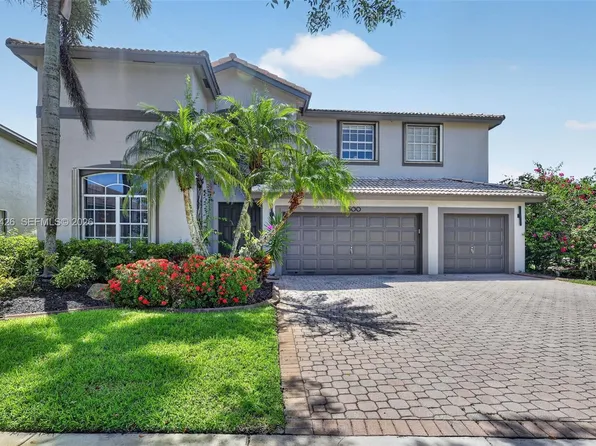 600 SW 167th Way, Pembroke Pines, FL 33027