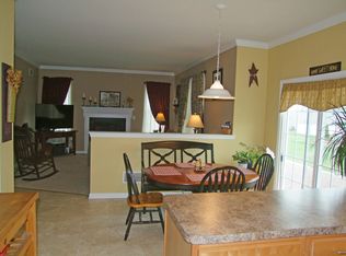 1017 Cedar Ridge Dr, Pottstown, PA 19465