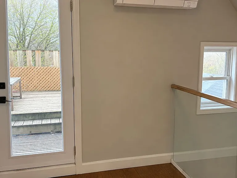 104 Cowan Ave #3 — Photo 14