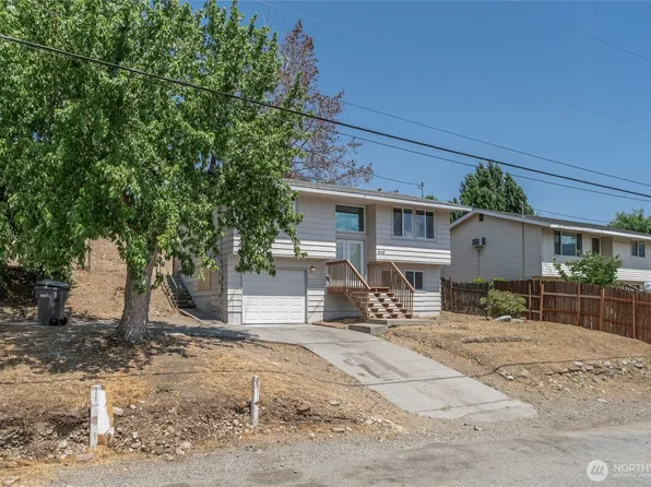 2117 S Majestic Drive, East Wenatchee, WA 98802
