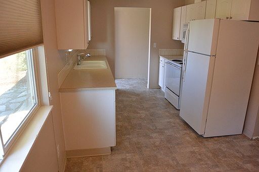 4th image of 8217 NW 6th Ave
