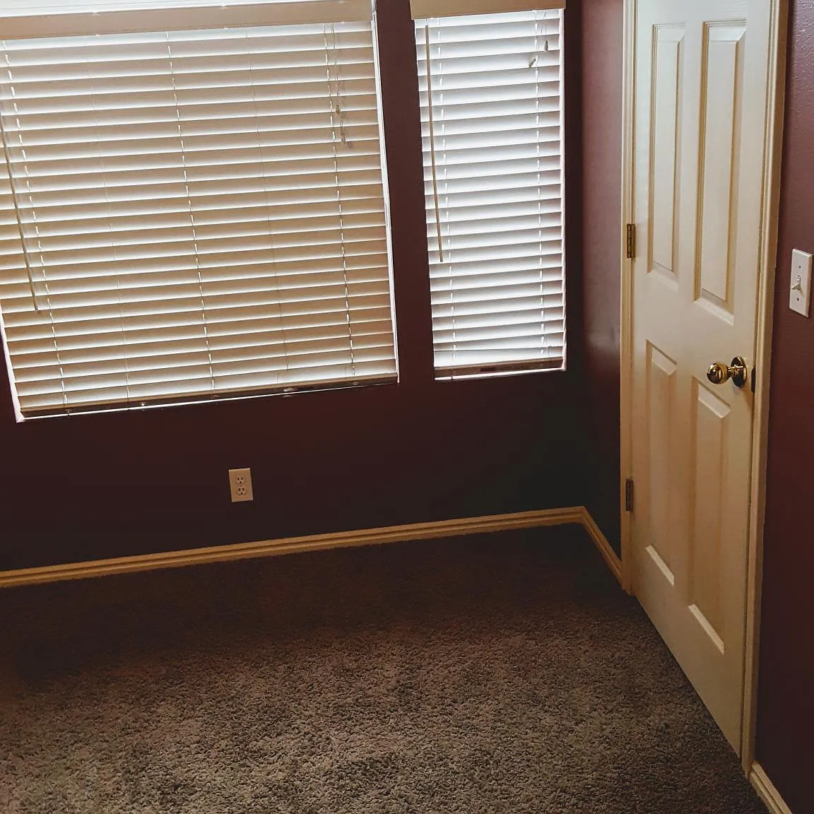 3 bed, 1400 sqft, $770 — Photo 2