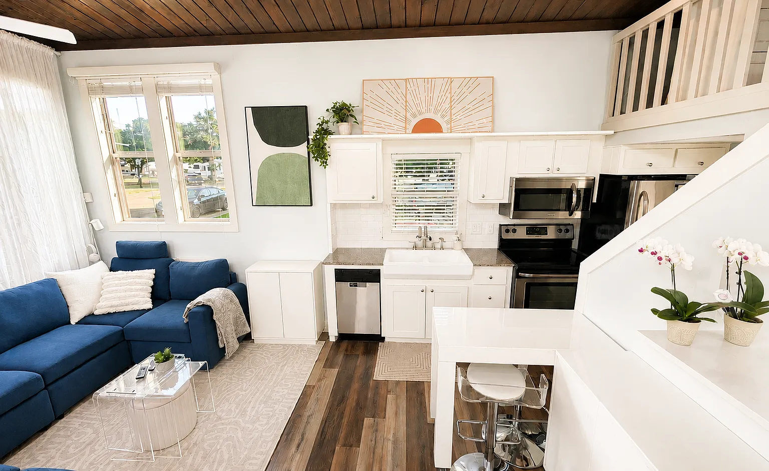 2 bed, 399 sqft, $2,250 — Photo 4