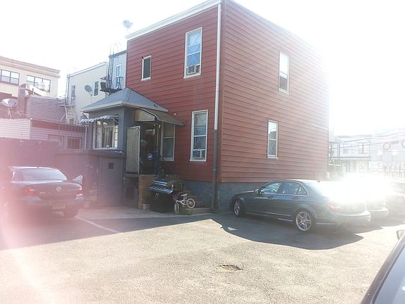 4th image of 3411 Kennedy Blvd