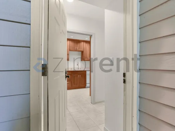 12840 SE 40th Ct APT C3, Bellevue, WA 98006