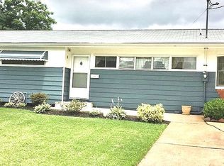 102 Princeton Rd, Parlin, NJ 08859