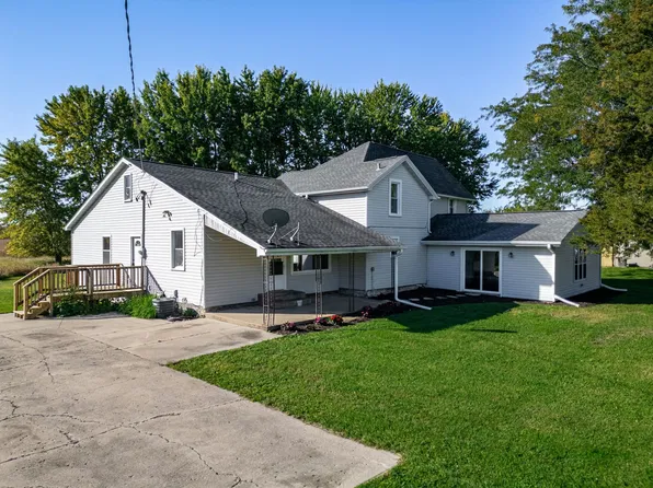 16108 Anderson Rd, Pecatonica, IL 61063