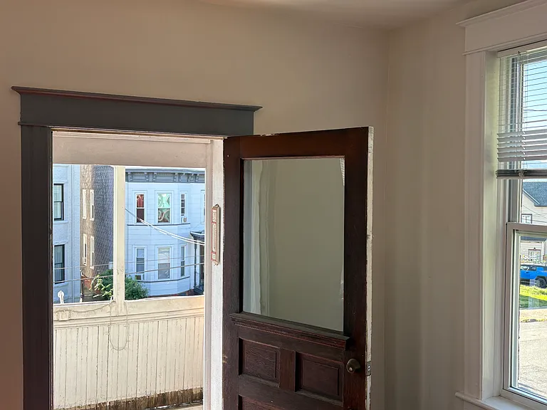 81 Wh Liberty St — Photo 24