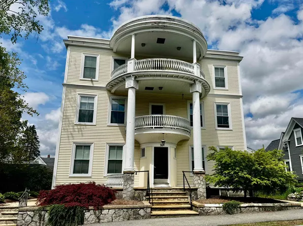 98 Pennacook Street, Manchester, NH 03102
