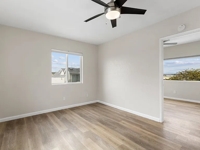 715 Cohasset — Photo 54