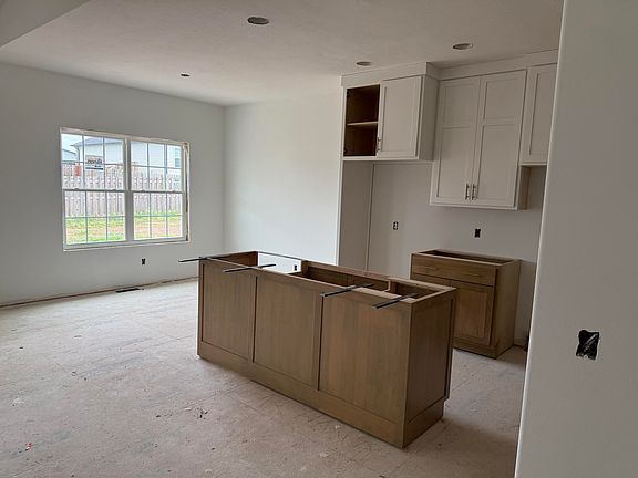 4th image of 2605 W Webb Road