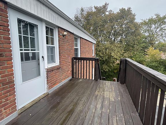 3rd image of 3 Dartmouth Ave APT 4B