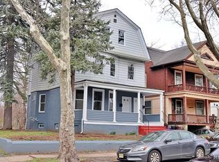 46 Hilton St, East Orange, NJ 07017