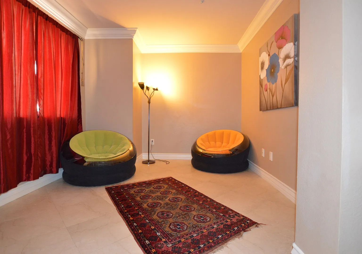 Meridian 2Bdr | 2Bath Luxury Condo w/Den, Valencia floor plan. — Photo 4