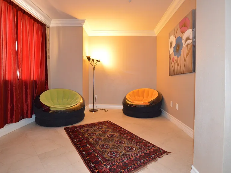 230 E Flamingo Rd #137 — Photo 4