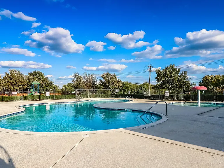 7905 Raton Ridge Ln — Photo 14