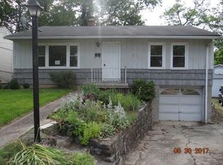 6701 Ridgefield Dr, Cincinnati, OH 45224