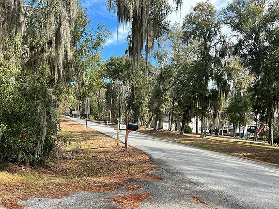 5th image of 940 Belle Island Rd