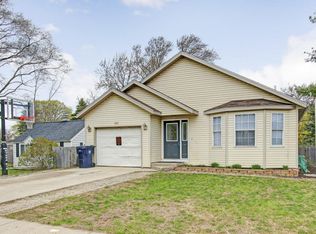 567 W 22nd St, Holland, MI