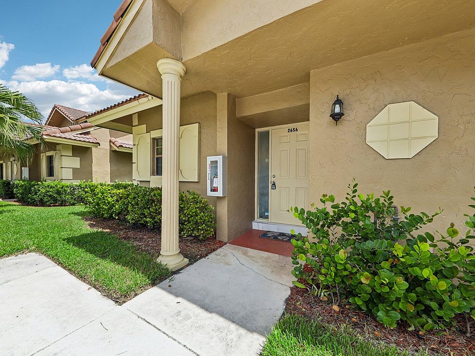1st image of 2656 Riverside Drive #2656