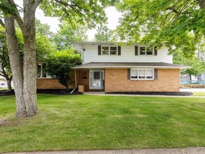 68 Albert Dr, Lancaster, NY, 14086