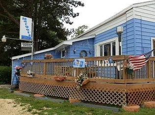 4009 S Shore Dr, Delavan, WI 53115