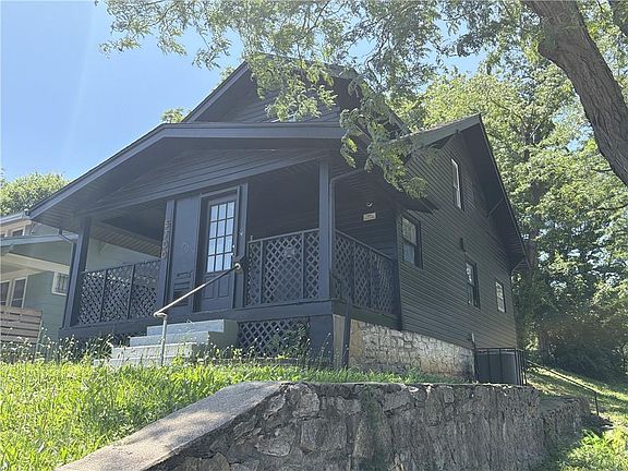 2nd image of 5700 Euclid Ave