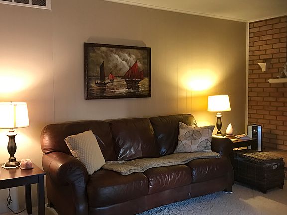 5th image of 36760 Lodge Dr