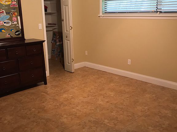 2nd image of 700 Crooked Oak Ct