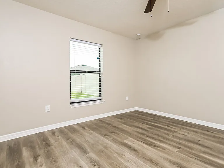 920 Wynnmere Walk Ave — Photo 12