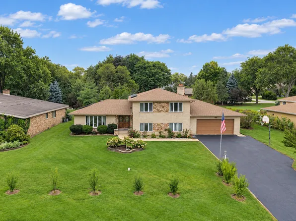 1428 Roslyn Rd, Schaumburg, IL 60193